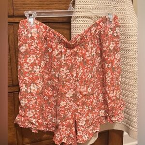 American Eagle Floral Ruffle Hem Shorts. Size XL.